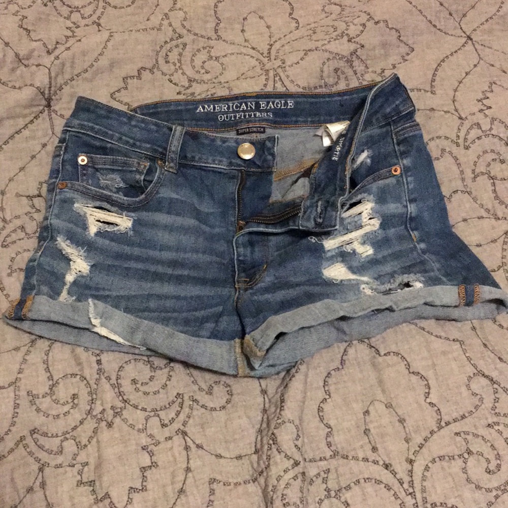 Ripped jean shorts!